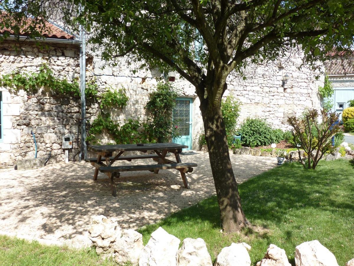 Bed and Breakfast Chez Béatrice et Gérard Saint-Leon-d'Issigeac Exterior foto
